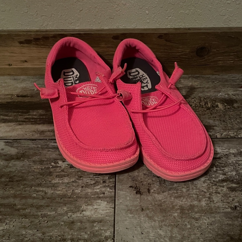 Hey Dude Women’s Moccasins in Bright Pink